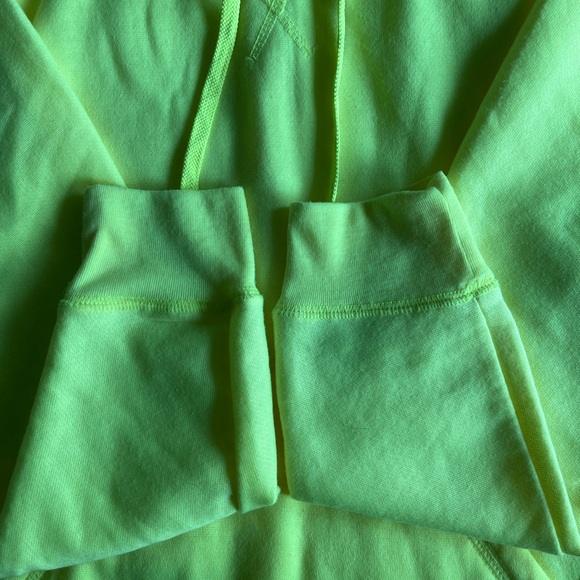 HOODIE BUDDIE WITH HEADPHONES - Picture 3 of 9